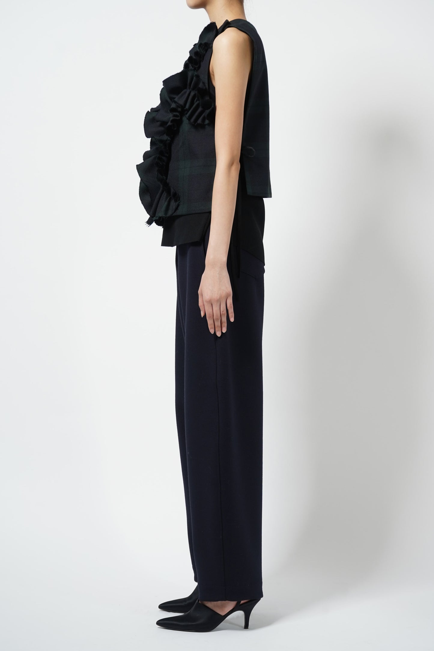 #024-2　Frill Vest