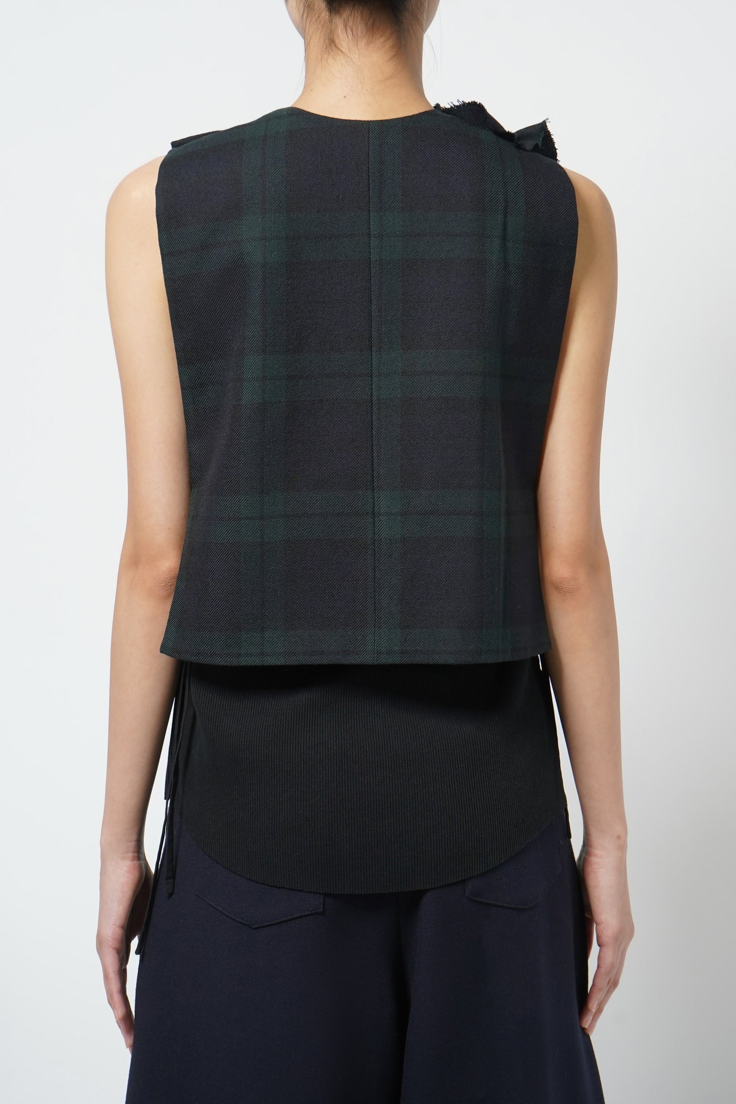 #024-2　Frill Vest
