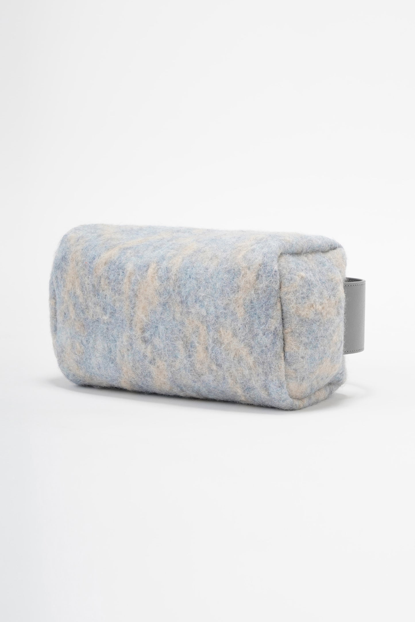 #021-7 Square Poach Bag_33
