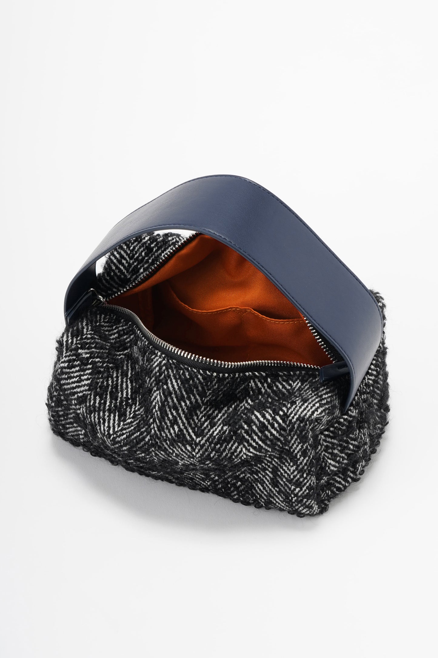 #021-7 Square Poach Bag_99