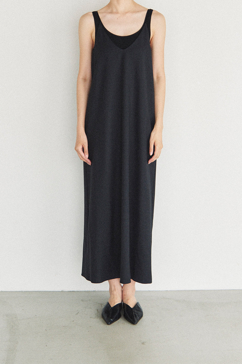 #011-3 camisole dress