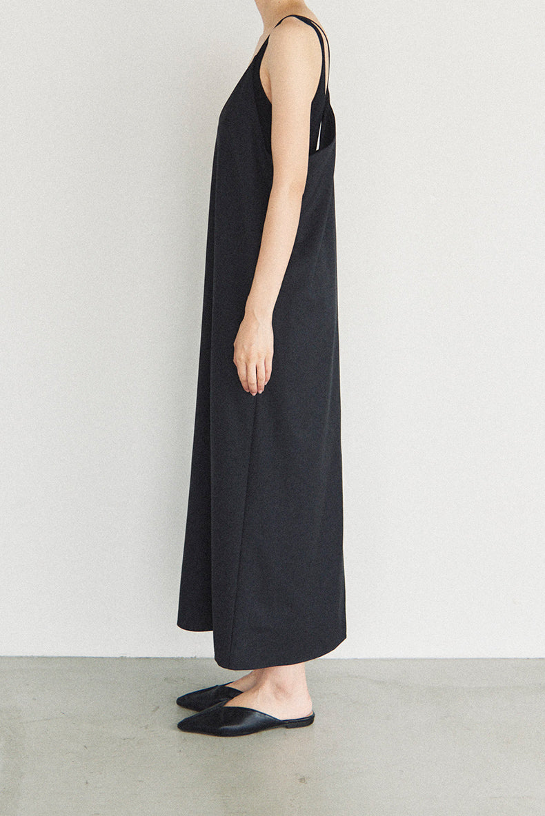 #011-3 camisole dress
