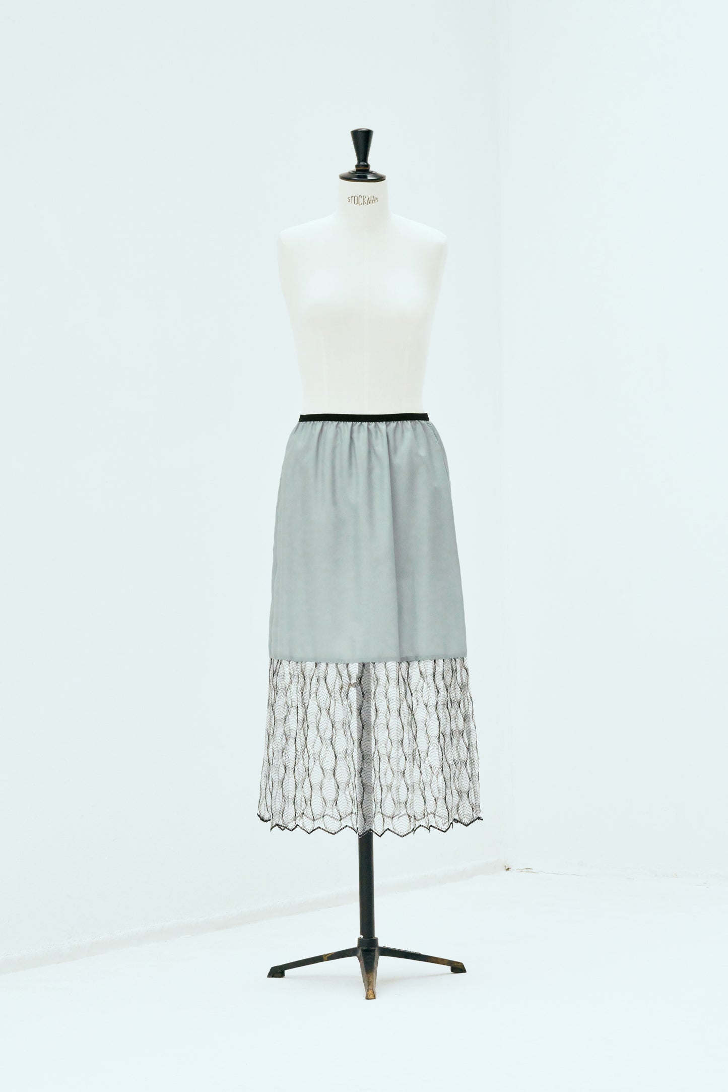 #017-1　Slip Skirt