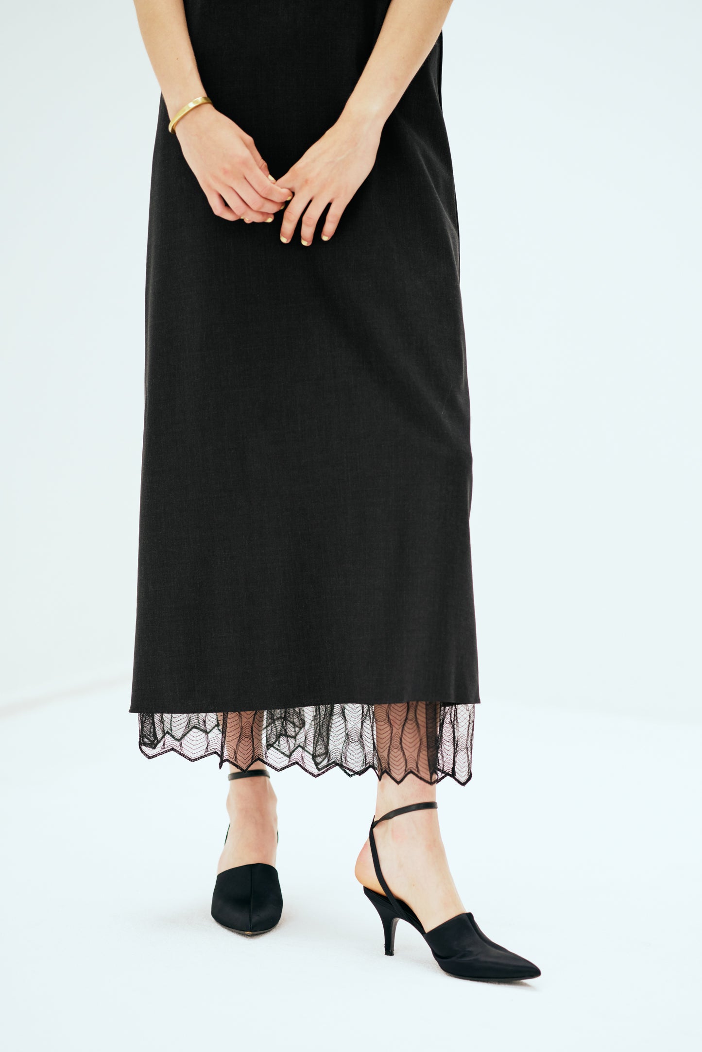 #017-1　Slip Skirt