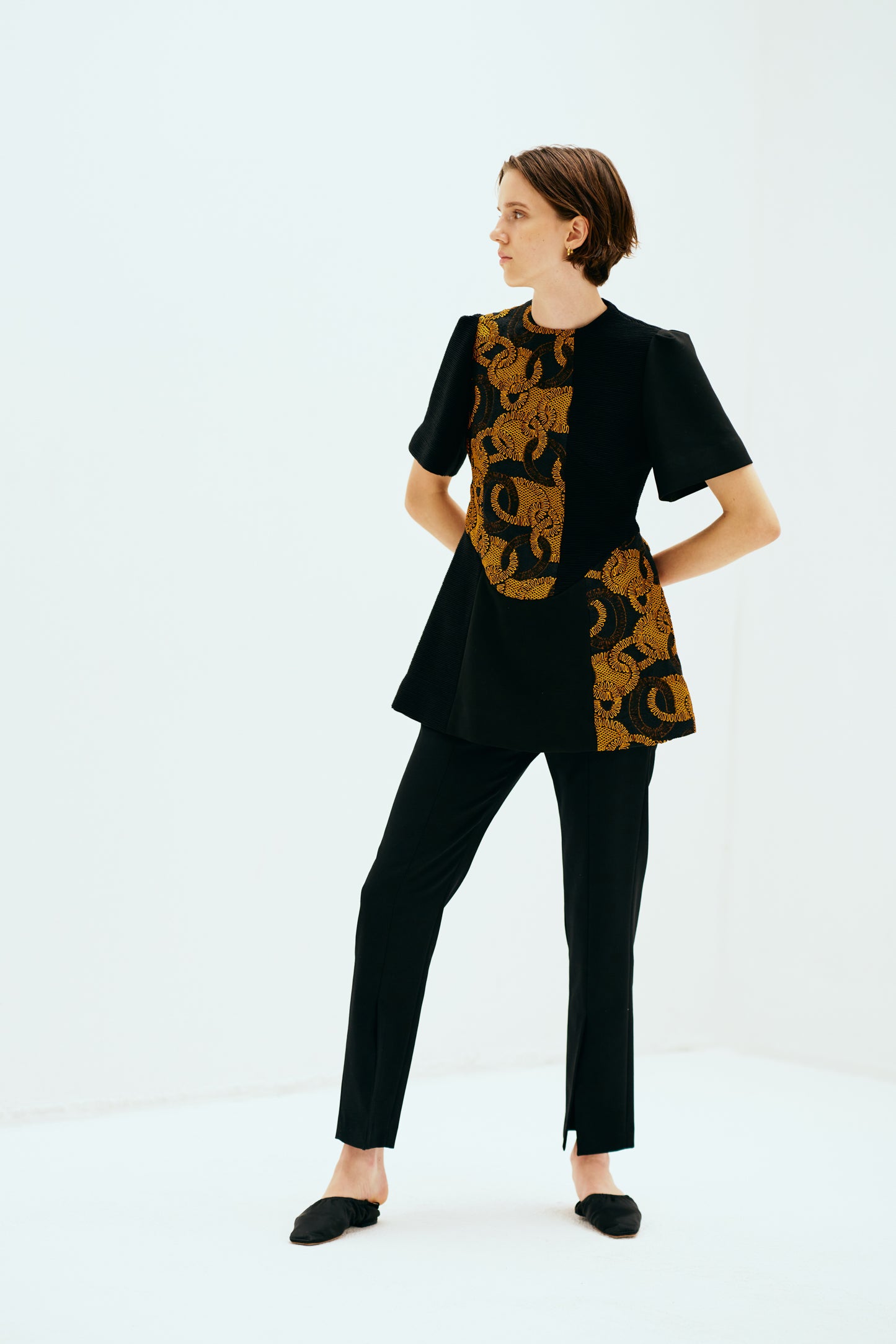 #006 Mix Blouse