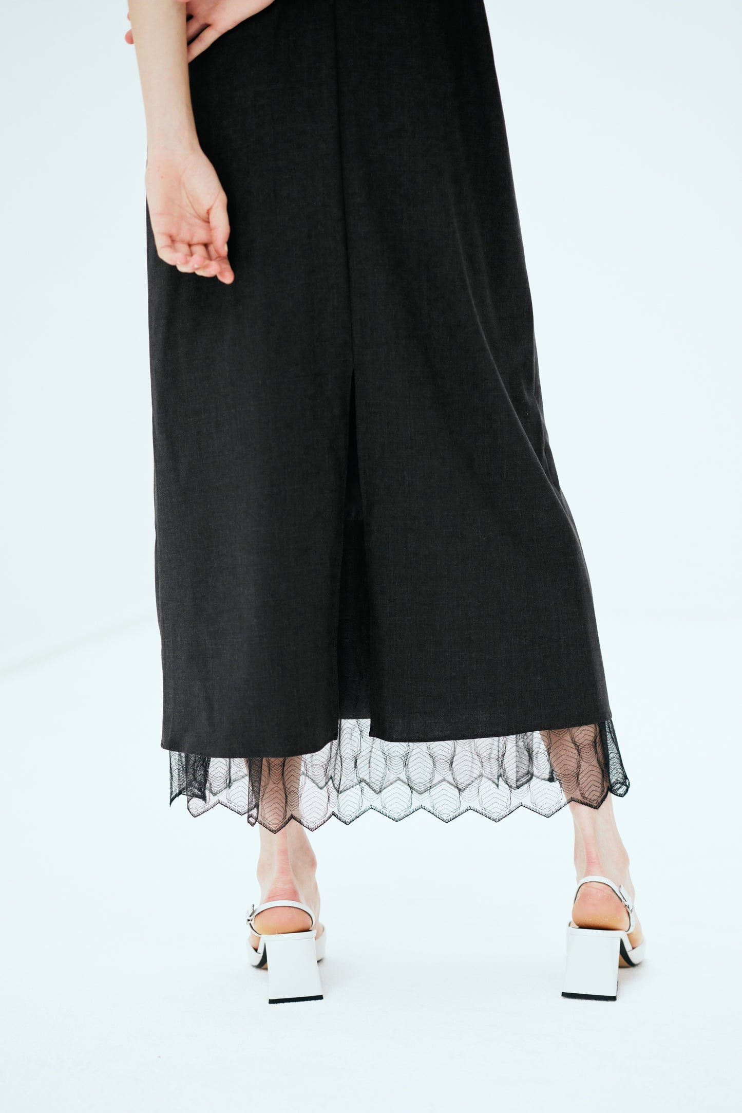 #017-1　Slip Skirt