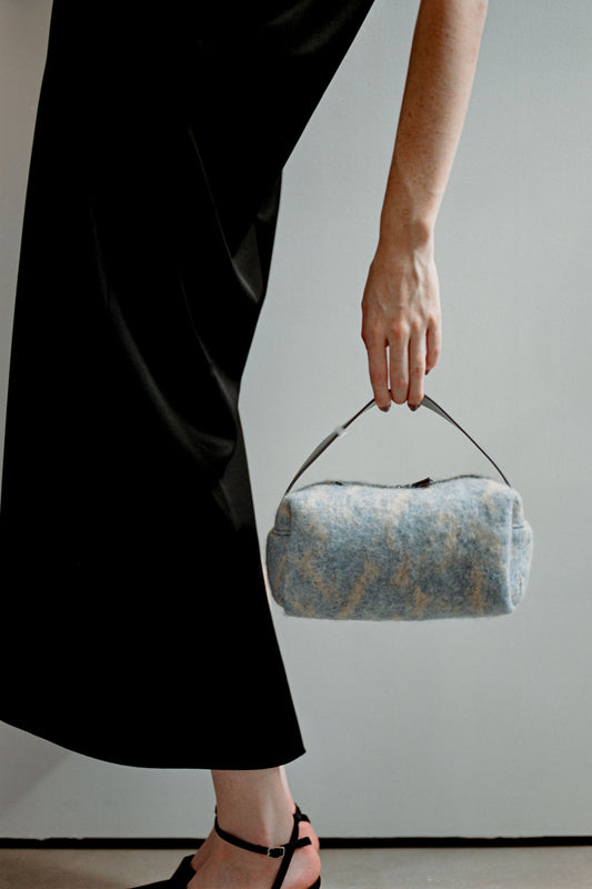 #021-7 Square Poach Bag_33